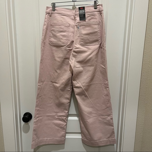 Levi’s ribcage cropped pants with the tag still on! - Picture 5 of 6